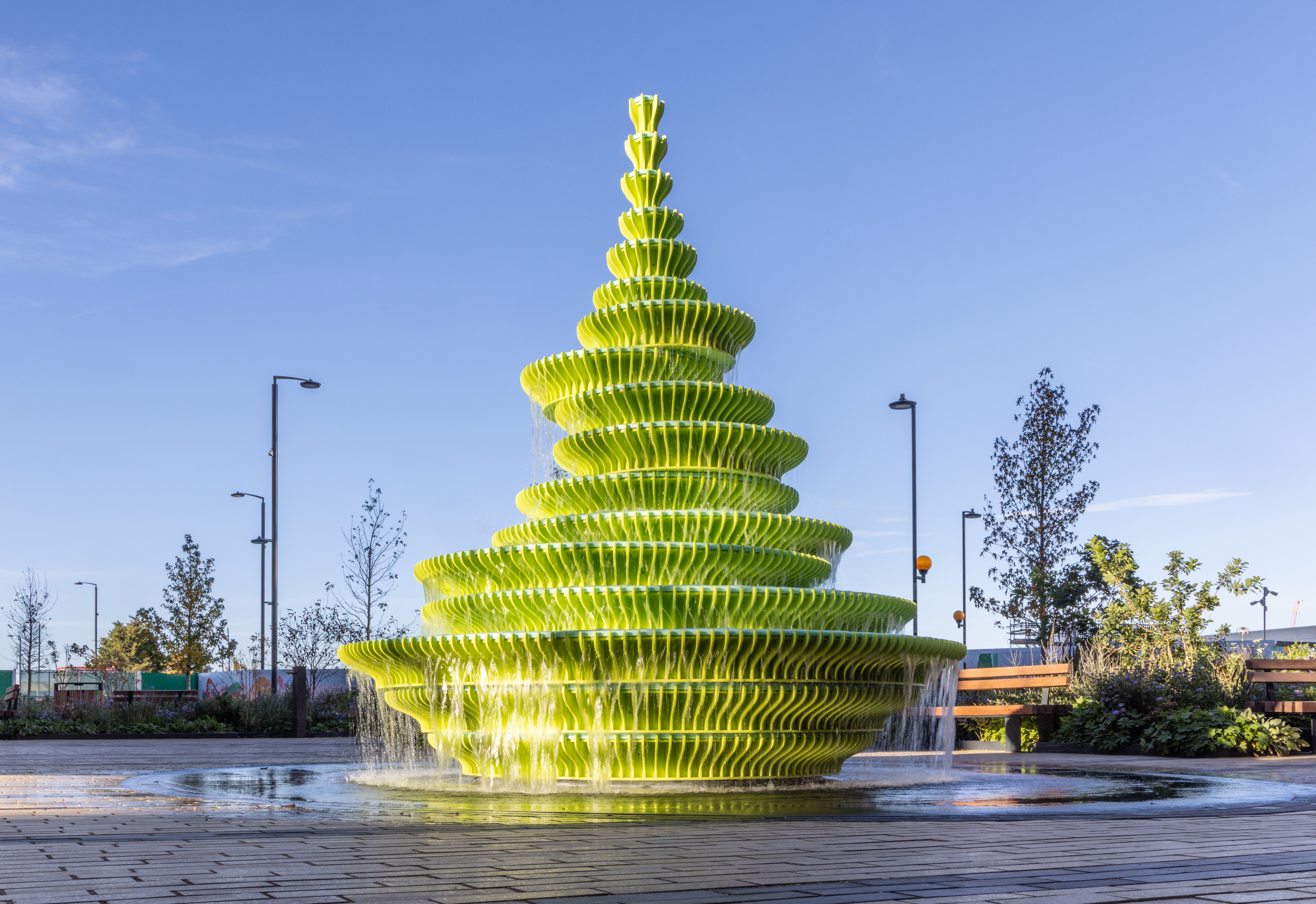 Sculpting Water: NEON Designs a Landmark Fountain with HIMACS