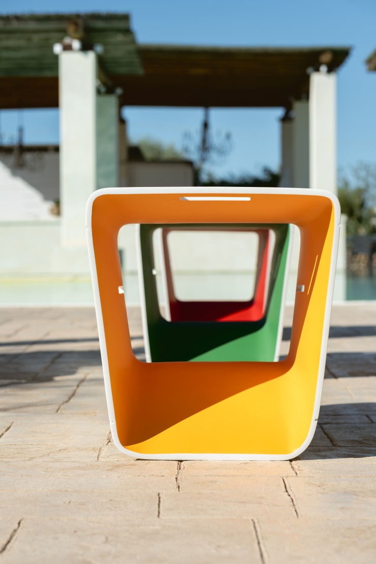 Ultra-Thermoforming Alpine White Principessa Stool
