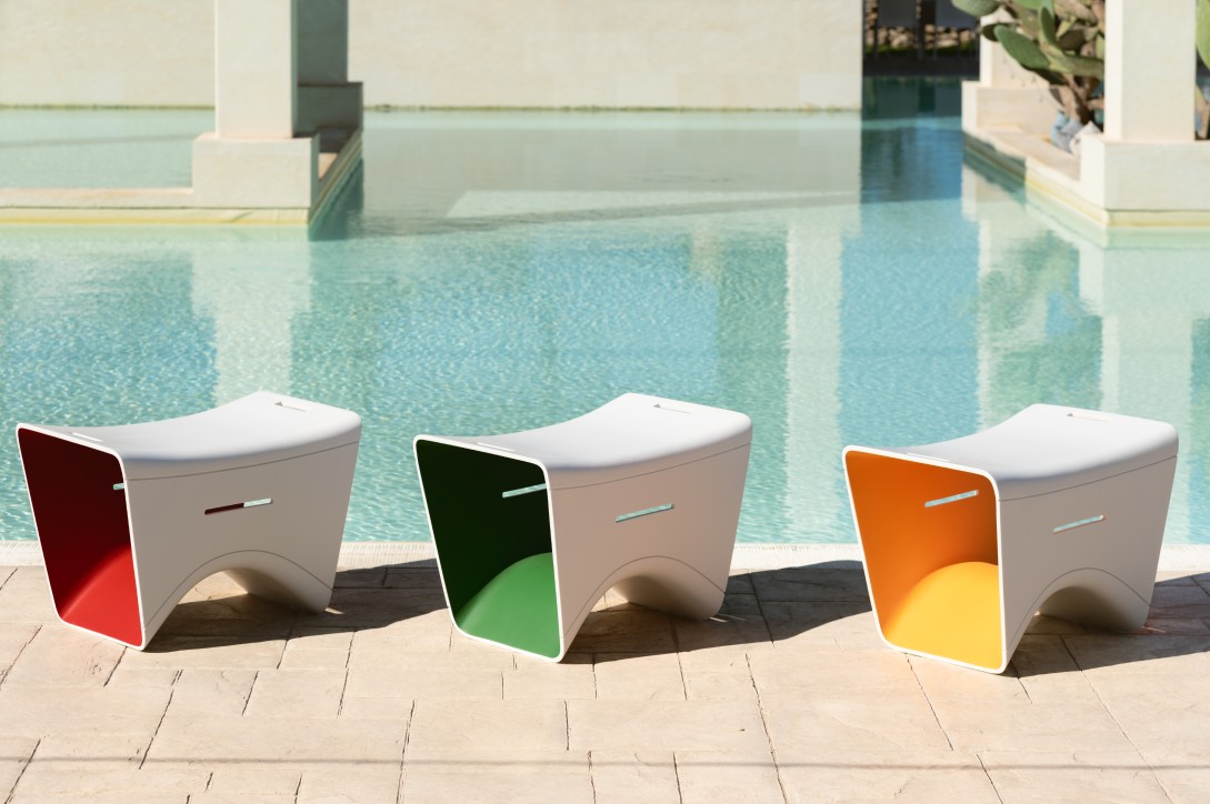 3 The Principessa Stool himacs