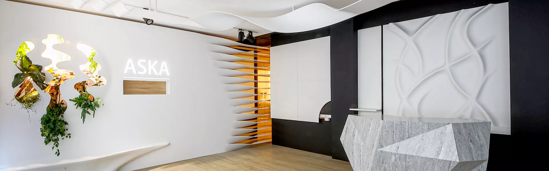 HIMACS on show in Paris at the Aska Showroom