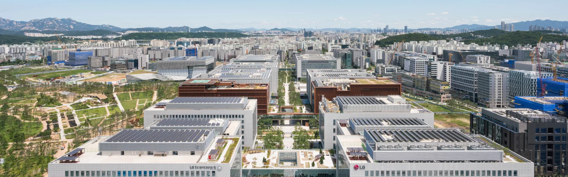 HIMACS sorgt im LX Science Park in Seoul für zeitlose Eleganz 