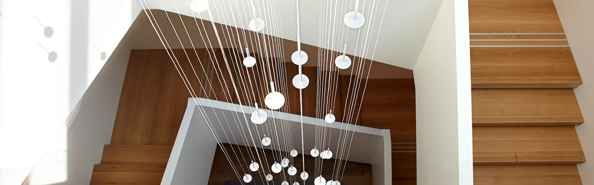HIMACS: Monumentale Treppe im Atrium