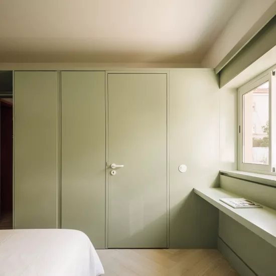 HIMACS Sapphire elevates this striking tourist accommodation