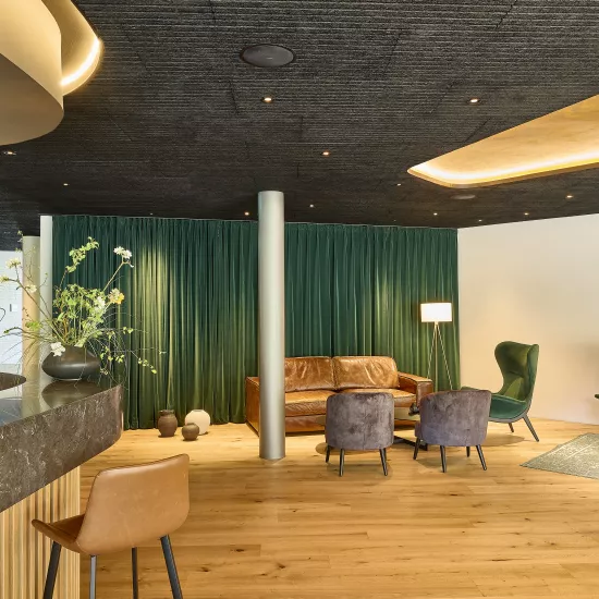 HIMACS in the Sanremo shade welcomes guests to the Emser ThermenHotel in Germany