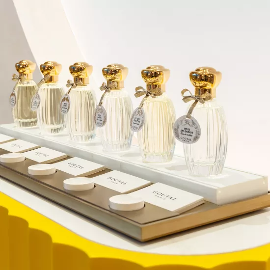 A showcase with HIMACS to celebrate the exclusive fragrances of Maison Goutal in Paris