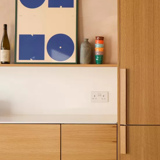 Warm minimalism in Glasgow: a Japandi style kitchen with HIMACS