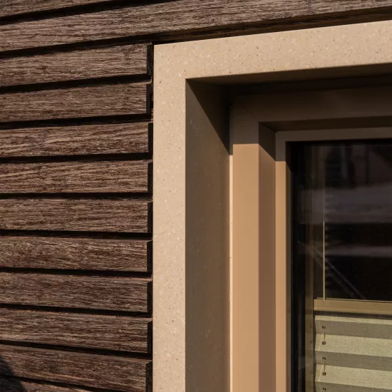 A Life Afloat HIMACS transforms a houseboat in Amsterdam