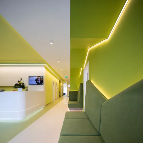 The hygienic properties of HIMACS for a dental clinic’s reception area