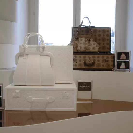 HIMACS: ALV Showroom 