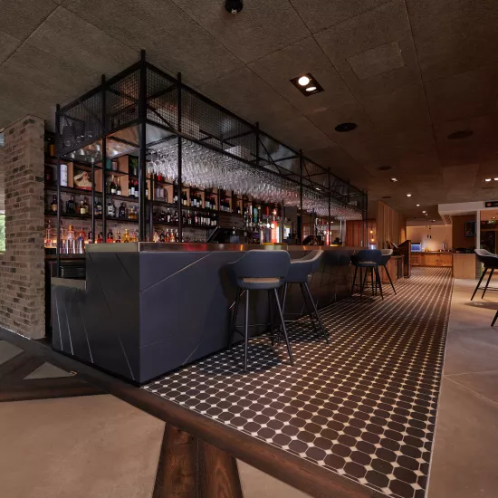 HIMACS brings a luxurious and functional finish to the interior of new Hotel Brooklyn