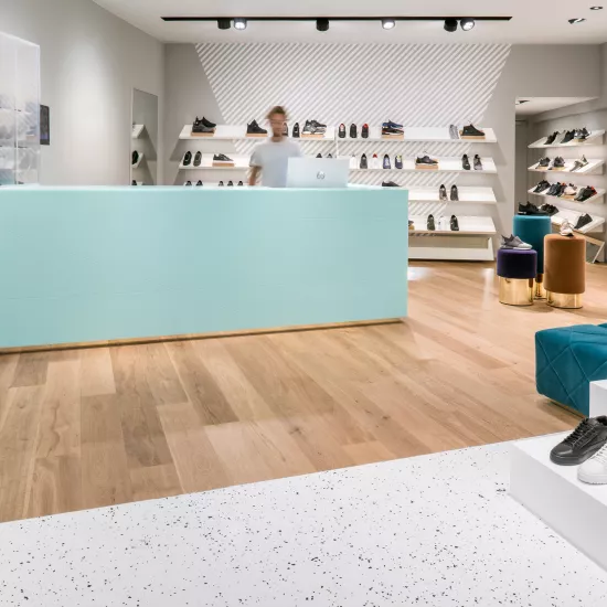 Oblique Men Flagship Store