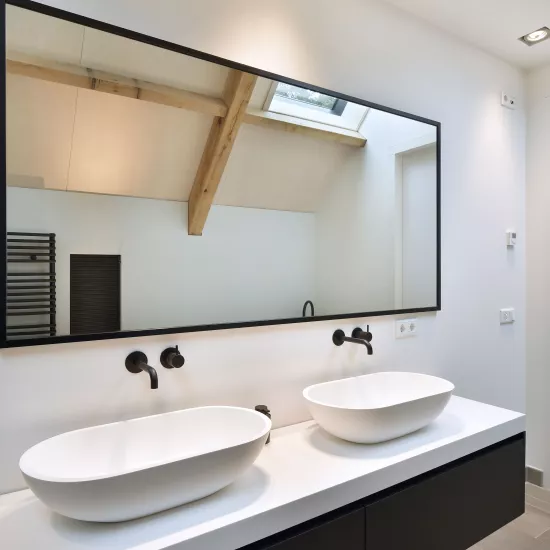 HIMACS brings contemporary cool to a rural Netherlands villa