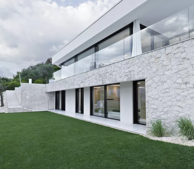 A dream HIMACS House by Lake Garda