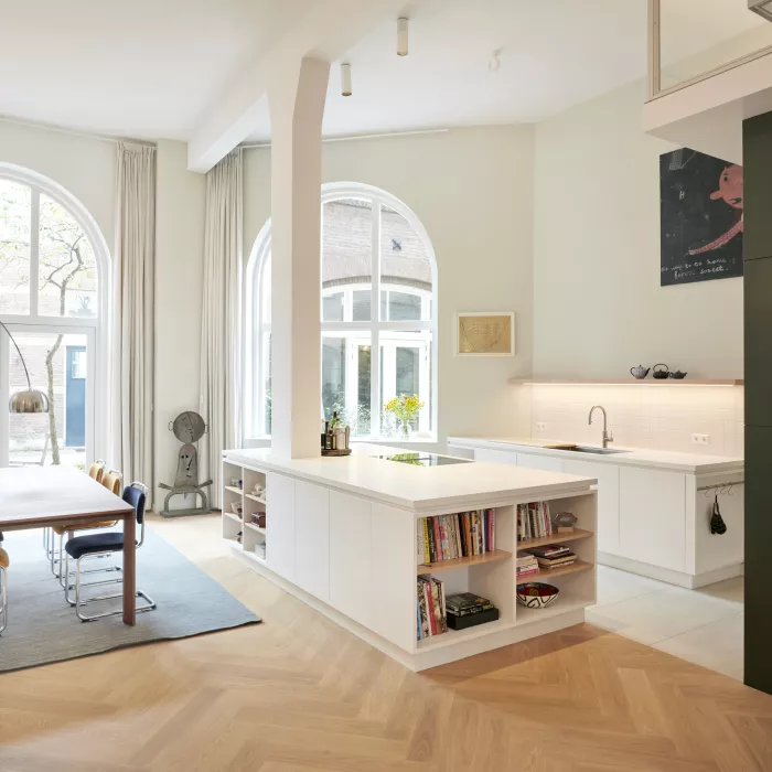 HIMACS présente un spectaculaire loft, baigné de lumière