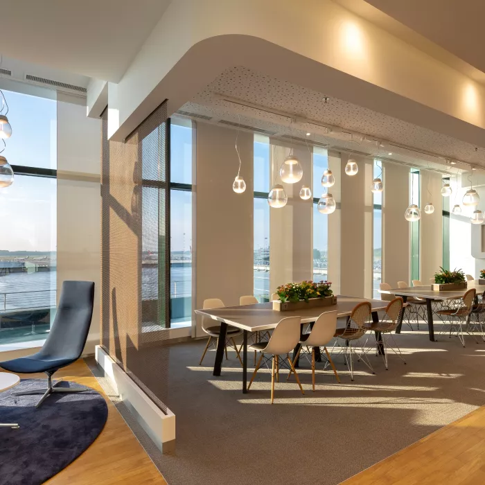 HIMACS pour le nouveau lounge Lufthansa de l’aéroport de Milan