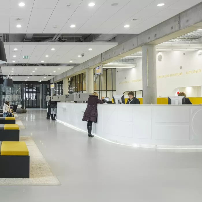 HIMACS: Mairie d’Almere en Hollande par Fokkema & Partners