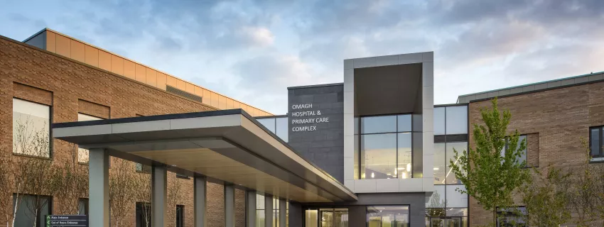 HIMACS para el nuevo hospital de Omagh: ‘Un entorno natural para curarse’