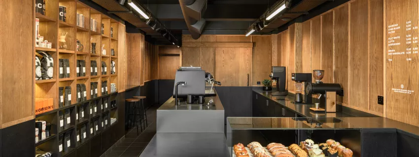 HIMACS crea uno stile ricercato e definito per lo store Thomson’s Coffee di Glasgow 