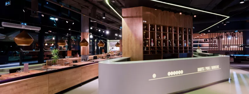 HIMACS: TrickShot, en el centro comercial Promenada