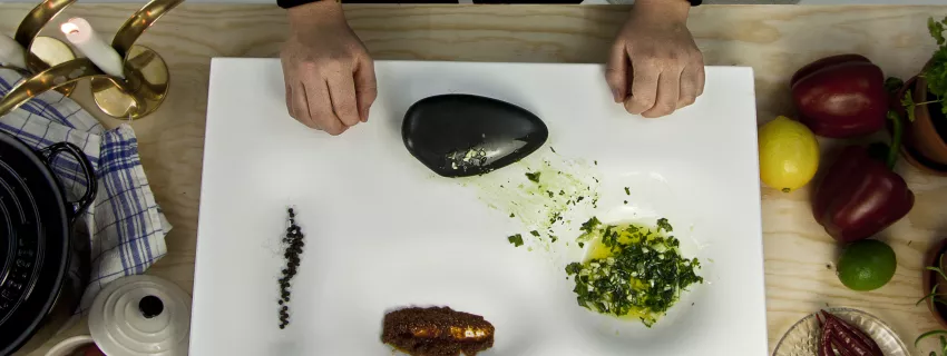 Primitive Kitchen: un ritorno alle origini, con HIMACS
