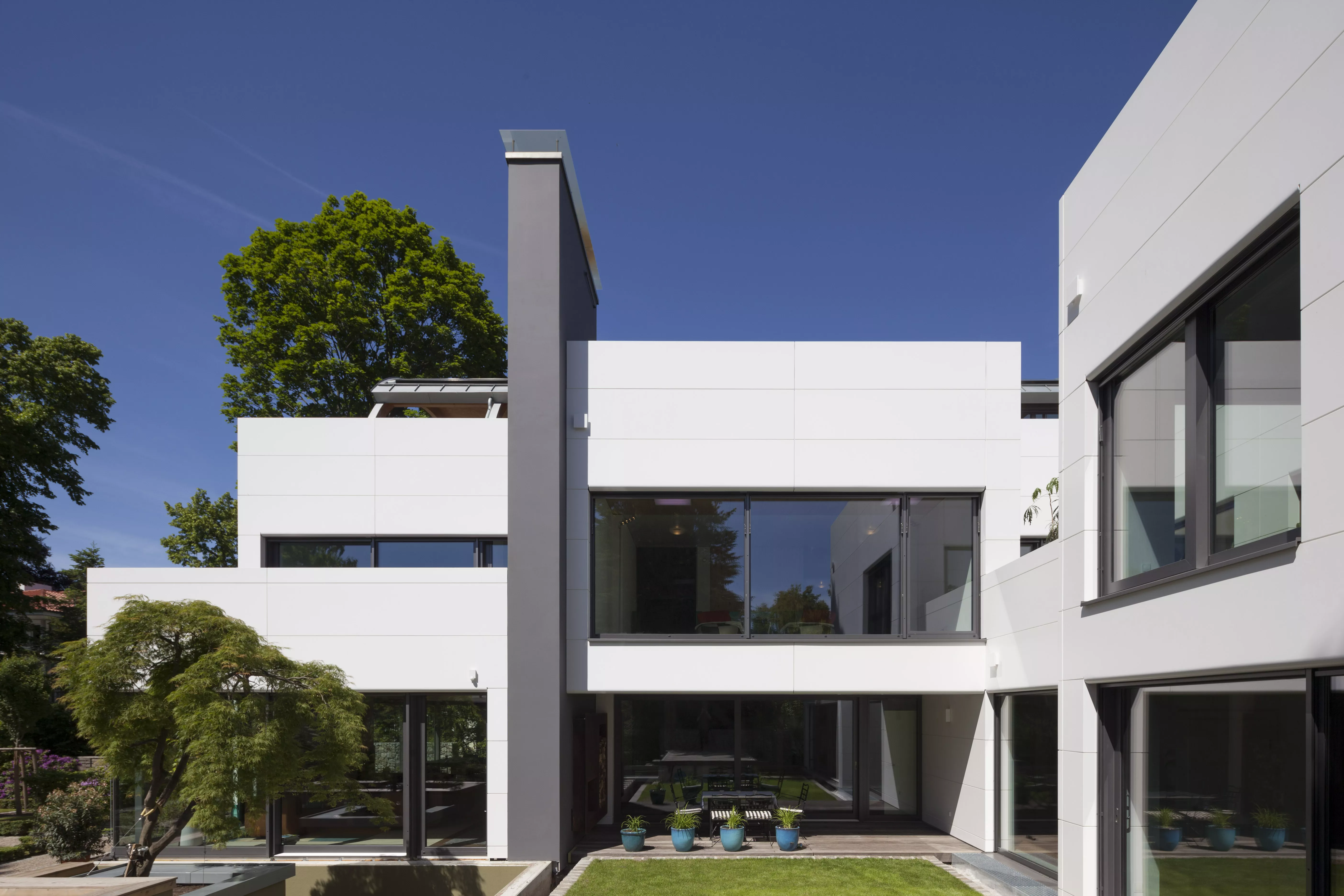 Архитектор стиля. Вилла Баухауз Германия. Баухауз архитектура. Bauhaus стиль архитектуры. Баухауз Интернациональный стиль.