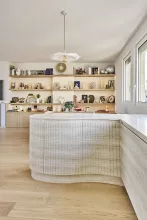 Design: M2M Made To Measure – HIMACS fabrication: Vincent Bergogne cabinetmaker - HIMACS supplier: Aska Interior - Photography: HAIO Studio Emeline Hamon