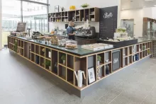 Bells Café for KPN offices in Amsterdam – Design: Rever Interiorprojects – Fabrication: Dokter Interieurbouw - Photo credit: Rever Interiorprojects - HI-MACS® Supplier: Baars & Bloemhoff