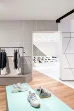 Oblique Men Flagship Store - Utrecht, The Netherlands - Design The Invisible Party - Fabrication Van Assem Interieurbouw - Photo credit © Sal Marston Photography - HI-MACS® Supplier: Baars & Bloemhoff, The Netherlands