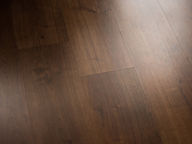 Main differences between Vinyl and Laminate