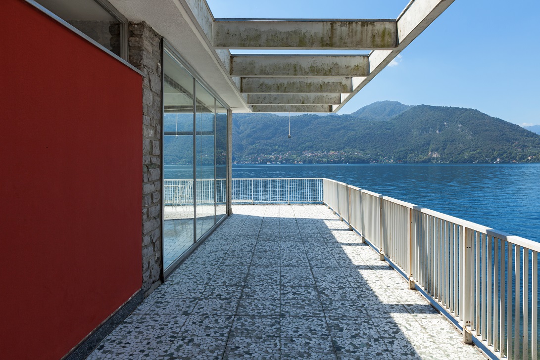 Do Porcelain Outdoor Tiles Crack Easily? LX Hausys