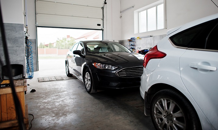 The fact that porcelain tile will last a lifetime makes it the superior choice for any garage.