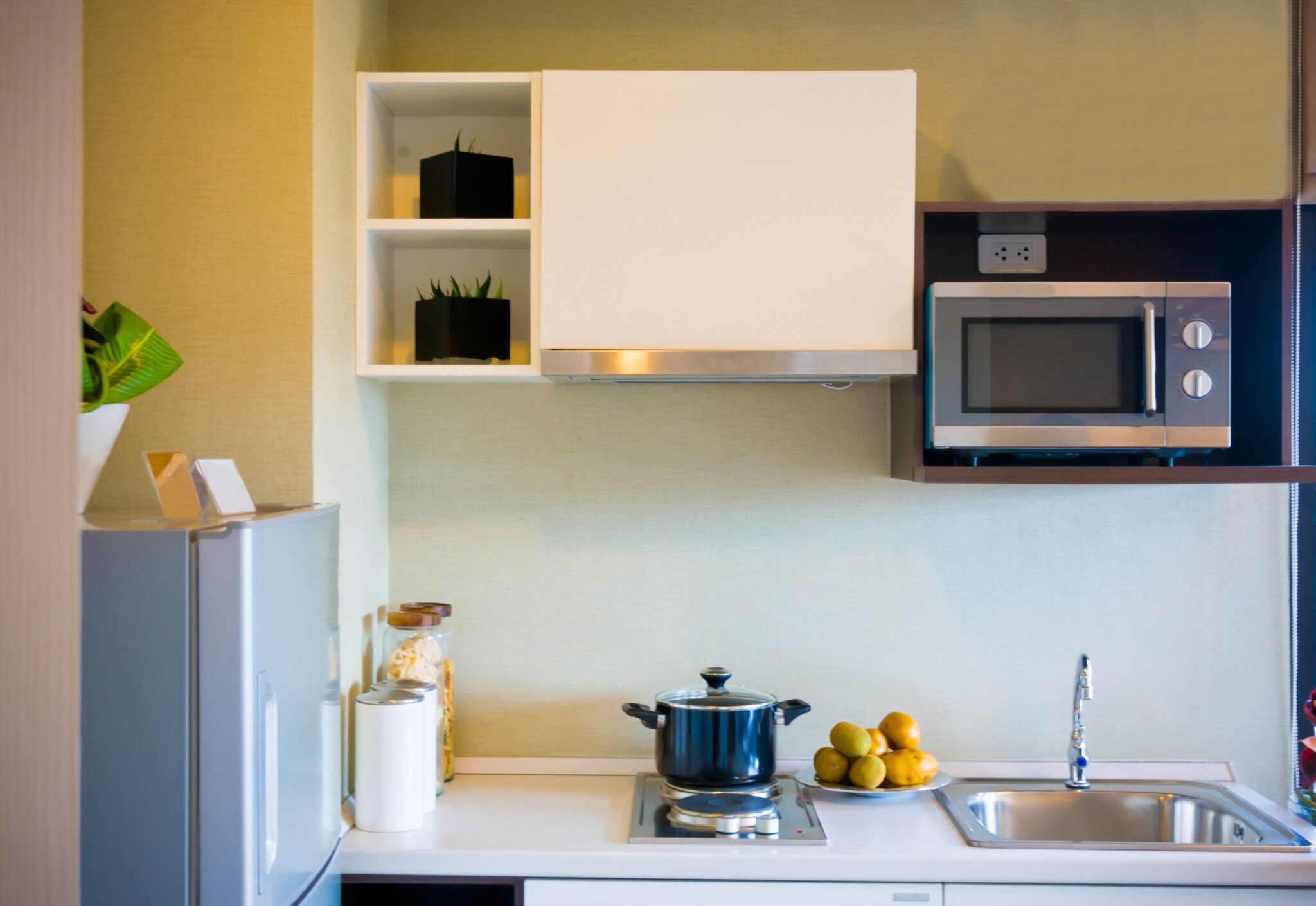 27 Small Kitchen Design Ideas on a Low Budget: Transforming Spaces ...
