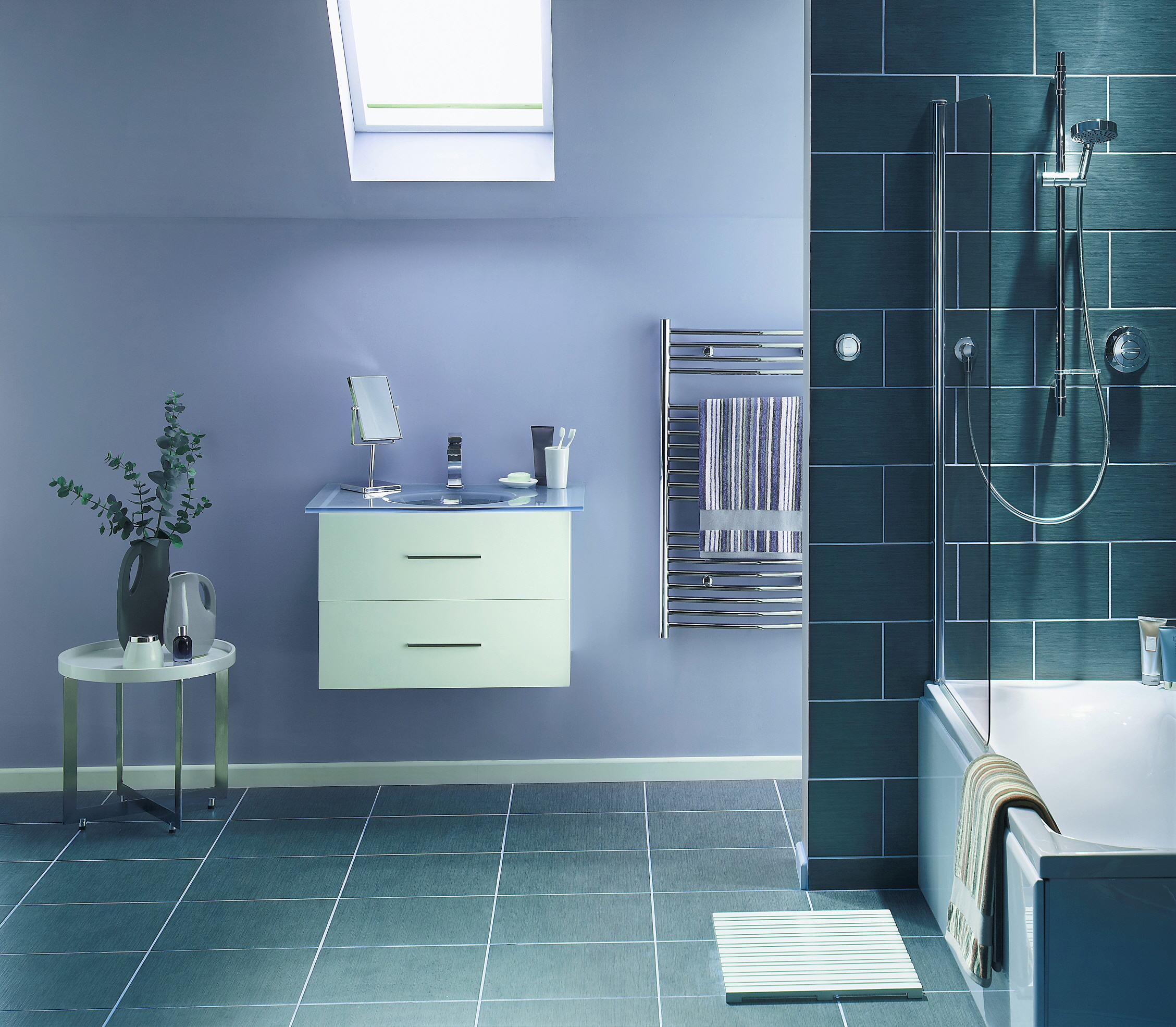 Cerulean offers a calming and spacious bathroom ambiance.