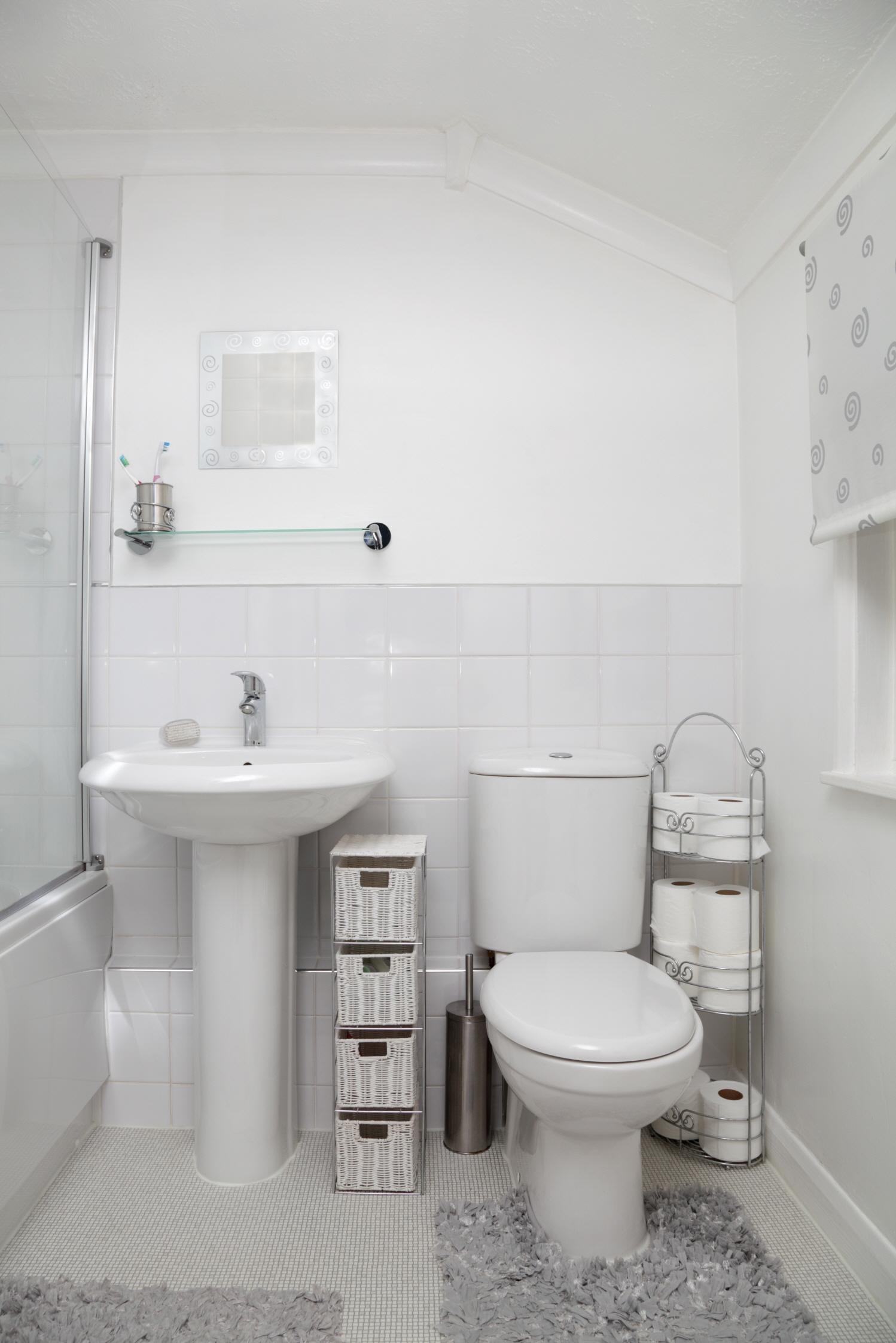 Combat bathroom clutter with vanity tops featuring drawers for storage instead of cabinets.