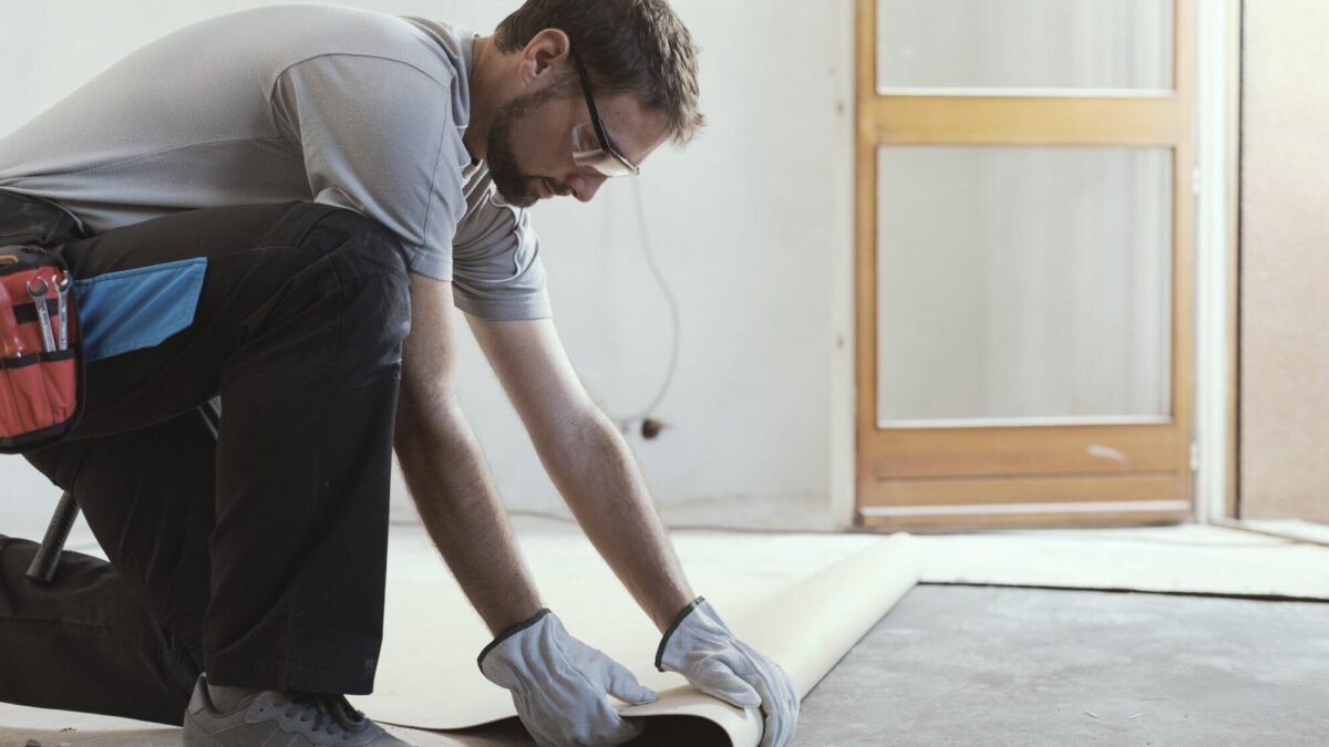 Is Linoleum the Right Material for Your Bathroom Floor?