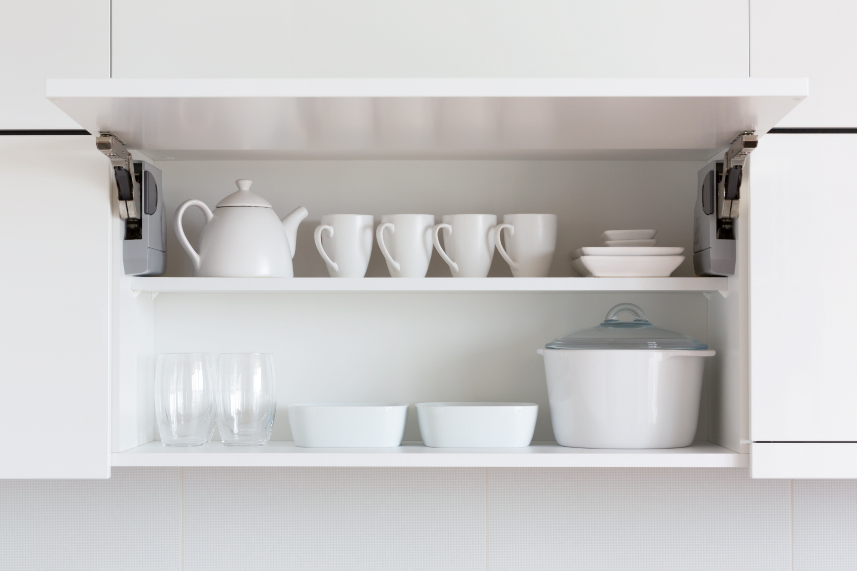 LX Hausys's storage solutions create an organized kitchen oasis with efficiency and durability.