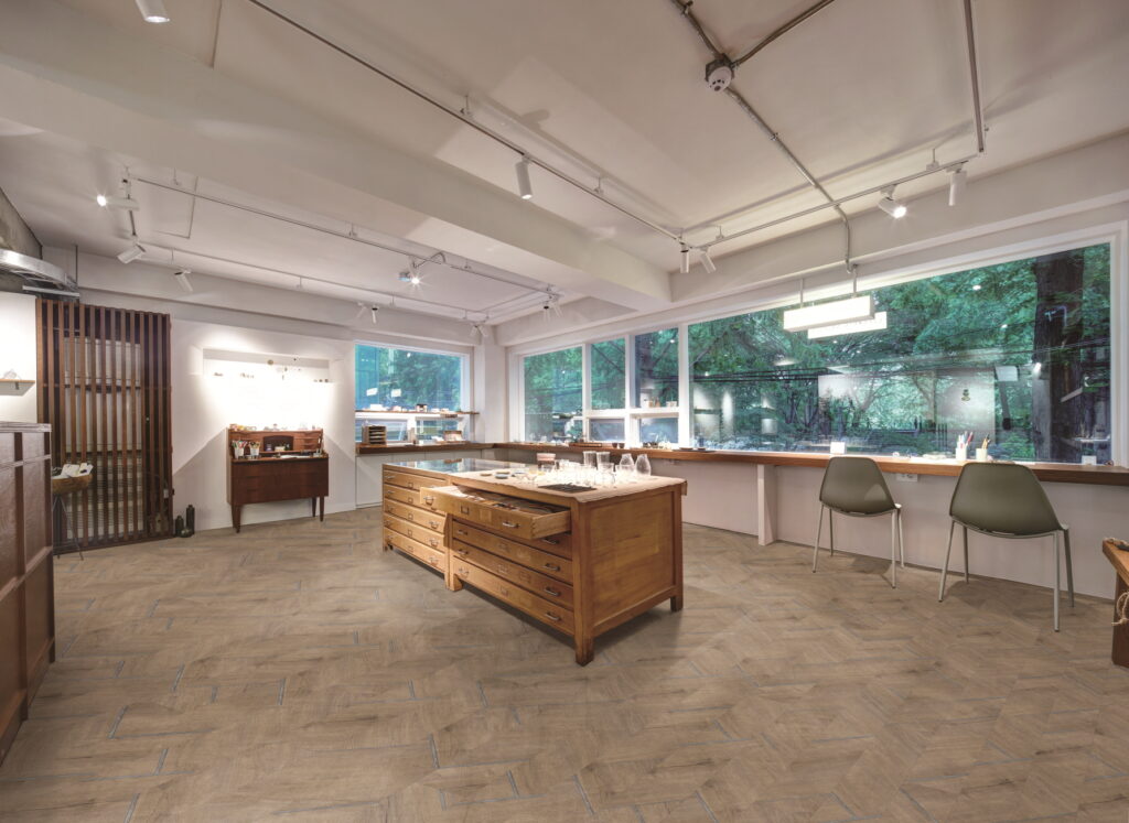 Personal Preference: Exploring the Differences Between VCT vs LVT Flooring
