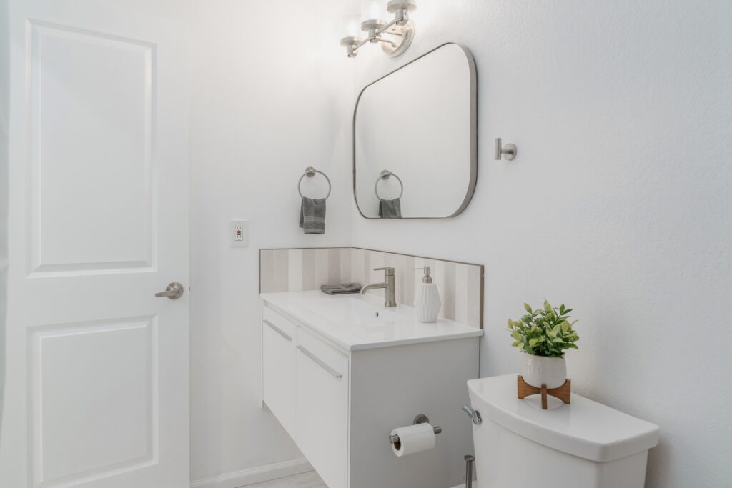 30 Half Bathroom Design Ideas That Makes Your Bathroom Look Nice