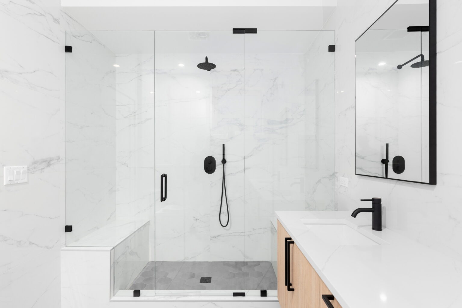 20 Remodeling Ideas to Make 5x7 bathroom Looks Bigger - LX Hausys