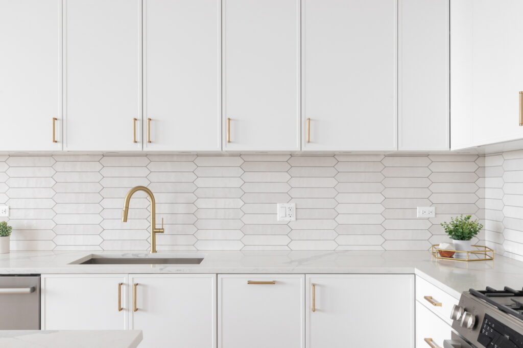 Refacing vs. Painting: Which Is Cheaper for Kitchen Cabinets?